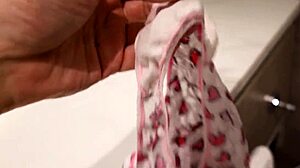 现场#4 视频: Stepmother and stepson’s crazy action in a hotel room